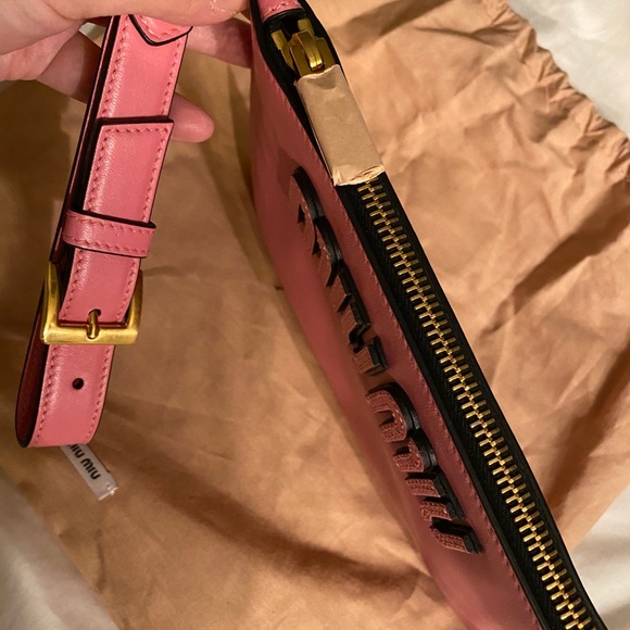 MiuMiu leather clutch - Picture 5 of 6